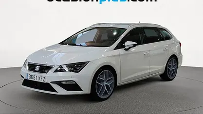 Usado Seat Leon FR 184 CV (135 kW) 2017 Blanco Monovolumen