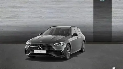 Usado 2024 Mercedes C220 AMG line Familiar | 46.900 € (Precio justo)