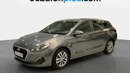 Usado Hyundai i30 GO! 120 CV (88 kW) 2019 Gris Familiar