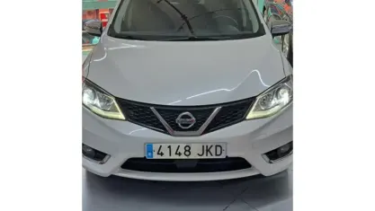 Używany Nissan Pulsar Tekna 116 KM (85 kW) 2015 Biały Hatchback