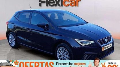 Usado Seat Ibiza FR 110 CV (80 kW) 2022 Negro Utilitario