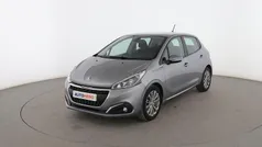 Gris Usado 2018 Peugeot 208 Signature Sky Utilitario | 8799 € (Precio justo)