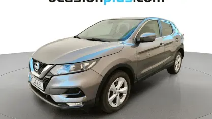 Usado Nissan Qashqai Tekna 140 CV (102 kW) 2018 Gris plata SUV