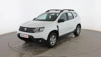 Usado Dacia Duster Comfort 116 CV (85 kW) 2021 Blanco SUV