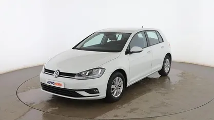 Usado VW Golf VII 116 CV (85 kW) 2019 Blanco Utilitario