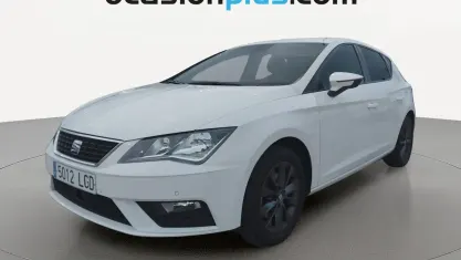 Usado Seat Leon Style 131 CV (96 kW) 2020 Blanco Utilitario