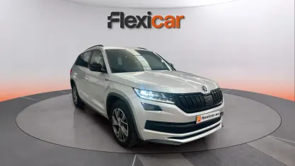 Usado Skoda Kodiaq SportLine 150 CV (110 kW) 2021 Gris SUV