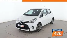 Blanco Usado 2015 Toyota Yaris City Utilitario | 10.099 € (Precio justo)