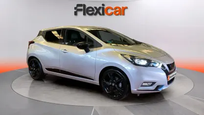 Usado Nissan Micra 92 CV (67 kW) 2022 Gris Utilitario