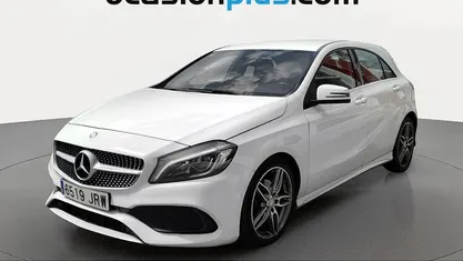 Usado Mercedes A200 AMG line 136 CV (100 kW) 2016 Blanco Utilitario