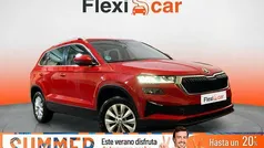 Rojo Usado 2021 Skoda Karoq Ambition SUV | 22.490 € (Precio justo)