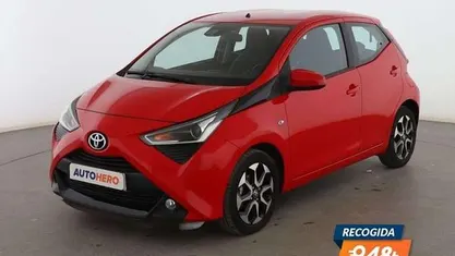 Rojo Usado 2019 Toyota Aygo X-play Utilitario | 12.699 € (Precio justo)