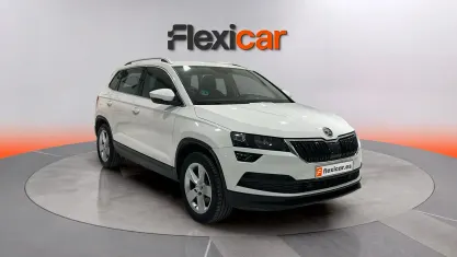 Usado Skoda Karoq Ambition 150 CV (110 kW) 2021 Blanco SUV