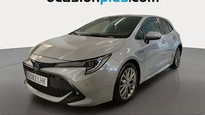 Usado Toyota Corolla 122 CV (89 kW) 2020 Gris Utilitario