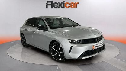 Używany Opel Astra Edition 131 KM (96 kW) 2023 Szary Sedan/Limuzyna