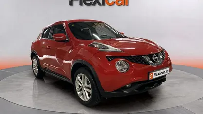Rojo Usado 2015 Nissan Juke N-Connecta SUV | 10.490 € (Precio justo)