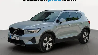 Usado Volvo XC40 129 CV (94 kW) 2024 Gris SUV