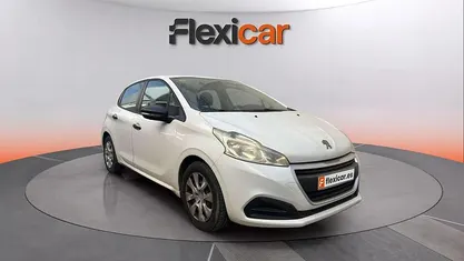 Usado Peugeot 208 Access 75 CV (55 kW) 2016 Utilitario