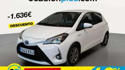 Usado Toyota Yaris Hybrid Active 100 CV (73 kW) 2019 Blanco Utilitario