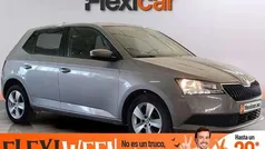 Gris Usado 2019 Skoda Fabia Ambition Utilitario | 11.160 € (Precio justo)