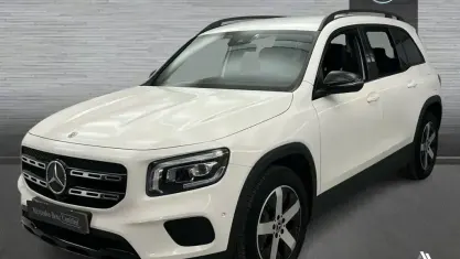 Usado Mercedes GLB200 Progressive 150 CV (110 kW) 2023 Blanco SUV