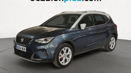 Usado Seat Arona FR 150 CV (110 kW) 2023 Gris SUV