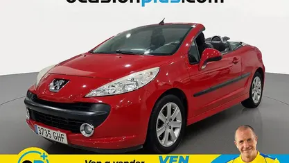 Usado Peugeot 207 120 CV (88 kW) 2008 Rojo Descapotable