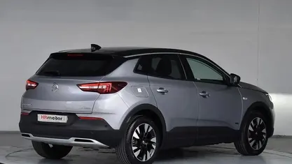 Käytetty Opel Grandland X Ultimate 300 HP (220 kW) 2021 Harmaa Katumaasturi