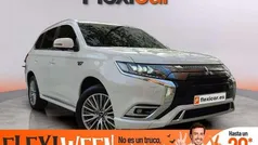 Blanco Usado 2020 Mitsubishi Outlander P-HEV SUV | 19.390 € (Buen precio)