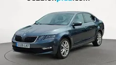 Gris Usado 2020 Skoda Octavia Ambition Berlina | 14.455 € (Buen precio)