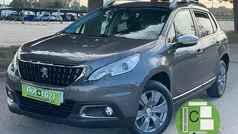 Gris / plata Usado 2017 Peugeot 2008 Style SUV | 8499 € (Precio justo)