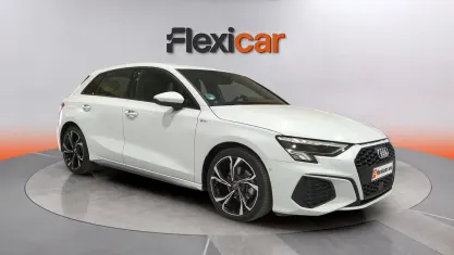 Usado Audi A3 S-Line 150 CV (110 kW) 2023 Blanco Berlina