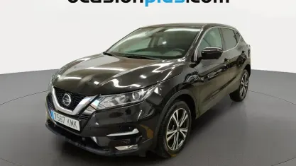 Usado Nissan Qashqai N-Connecta 131 HP (96 kW) 2018 Preto SUV