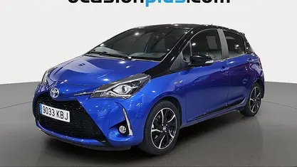 Usado Toyota Yaris Hybrid 100 CV (73 kW) 2017 Azul Utilitario