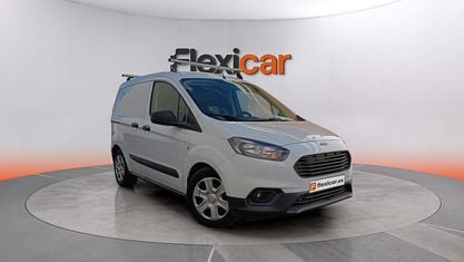 Begagnad Ford Transit Trend 101 HK (74 kW) 2020 Vit Van