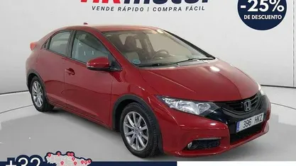 Usado Honda Civic Comfort 100 CV (73 kW) 2012 Rojo Utilitario