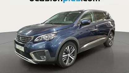 Usado Peugeot 5008 Allure 120 CV (88 kW) 2017 SUV