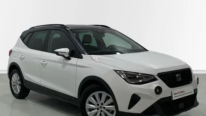 Usado Seat Arona Style 115 CV (84 kW) 2025 Blanco SUV