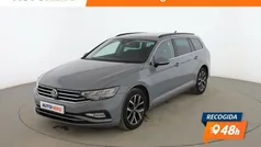 Gris Usado 2022 VW Passat Business Familiar | 20.499 € (Precio justo)