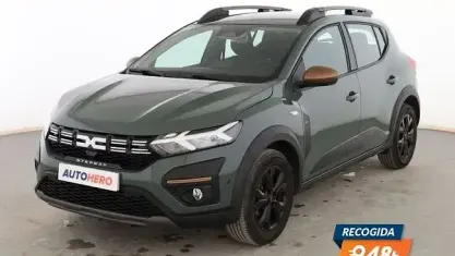 Käytetty Dacia Sandero Extreme 91 HP (66 kW) 2024 Vihreä Sedan