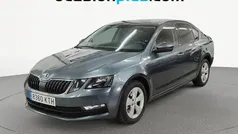 Gris Usado 2019 Skoda Octavia Berlina | 14.537 € (Precio justo)