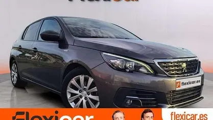 Usado Peugeot 308 Access 131 CV (96 kW) 2020 Gris Utilitario