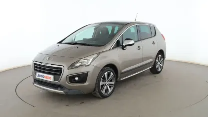 Usado Peugeot 3008 Allure 120 CV (88 kW) 2016 Gris SUV