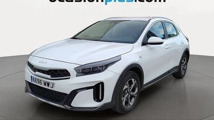 Usado Kia XCeed 101 HP (74 kW) 2024 Branco SUV