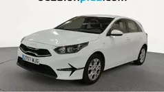Blanco Usado 2023 Kia Ceed Utilitario | 17.719 € (Buen precio)