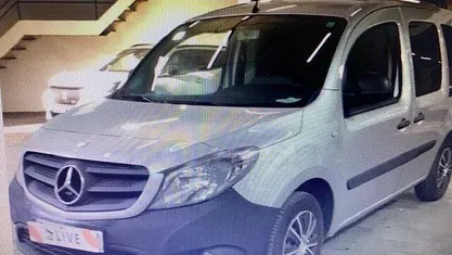 Usado Mercedes Citan 109 90 CV (66 kW) 2015 Gris / plata Familiar