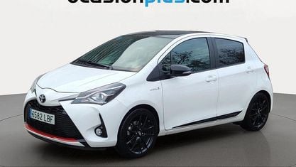 Usado Toyota Yaris Hybrid Sport 100 CV (73 kW) 2019 Blanco Utilitario