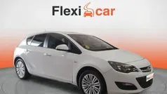 Usado 2015 Opel Astra Selective Berlina | 7890 € (Buen precio)