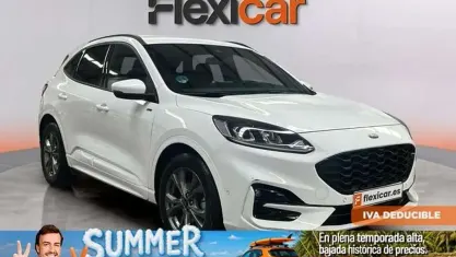 Usado Ford Kuga ST-Line 120 CV (88 kW) 2023 Blanco SUV