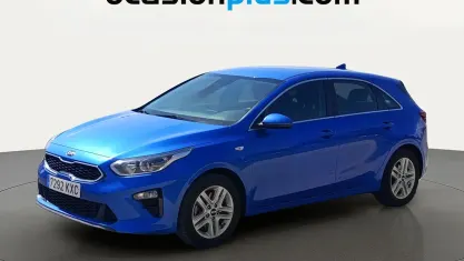 Begagnad Kia Ceed 100 HK (73 kW) 2019 Blå Halvkombi
